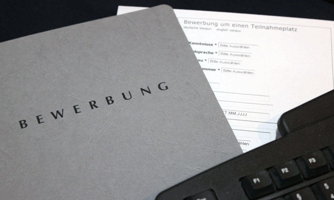 BEWERBEN